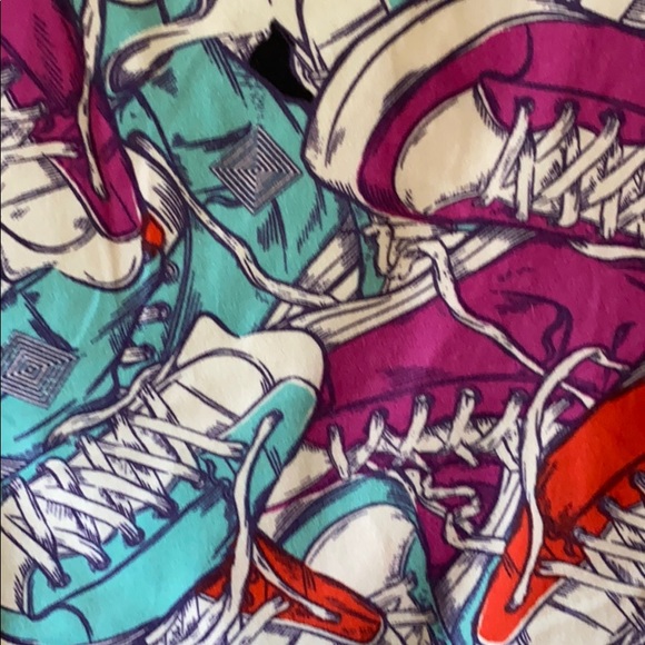 LuLaRoe sneaker leggings! - Picture 4 of 4